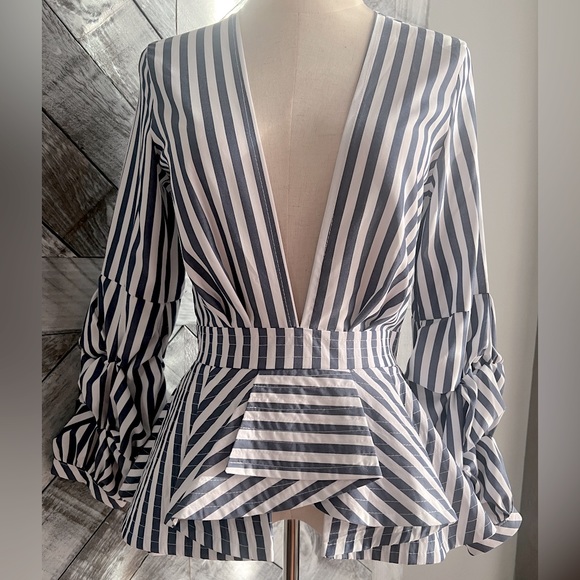 AOMEI ORIGAMI PEPLUM STRIPED TOP - Picture 5 of 12